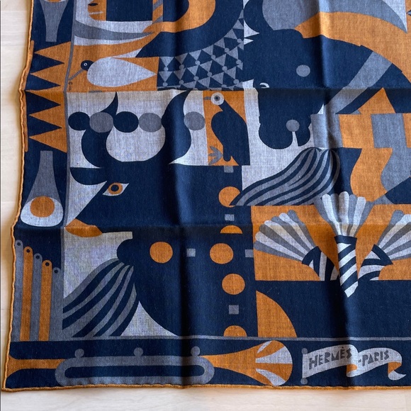 NWT Auth. Hermès 65 cm Cashmere/Silk Scarf “Parade en Fanfare” - Picture 9 of 13
